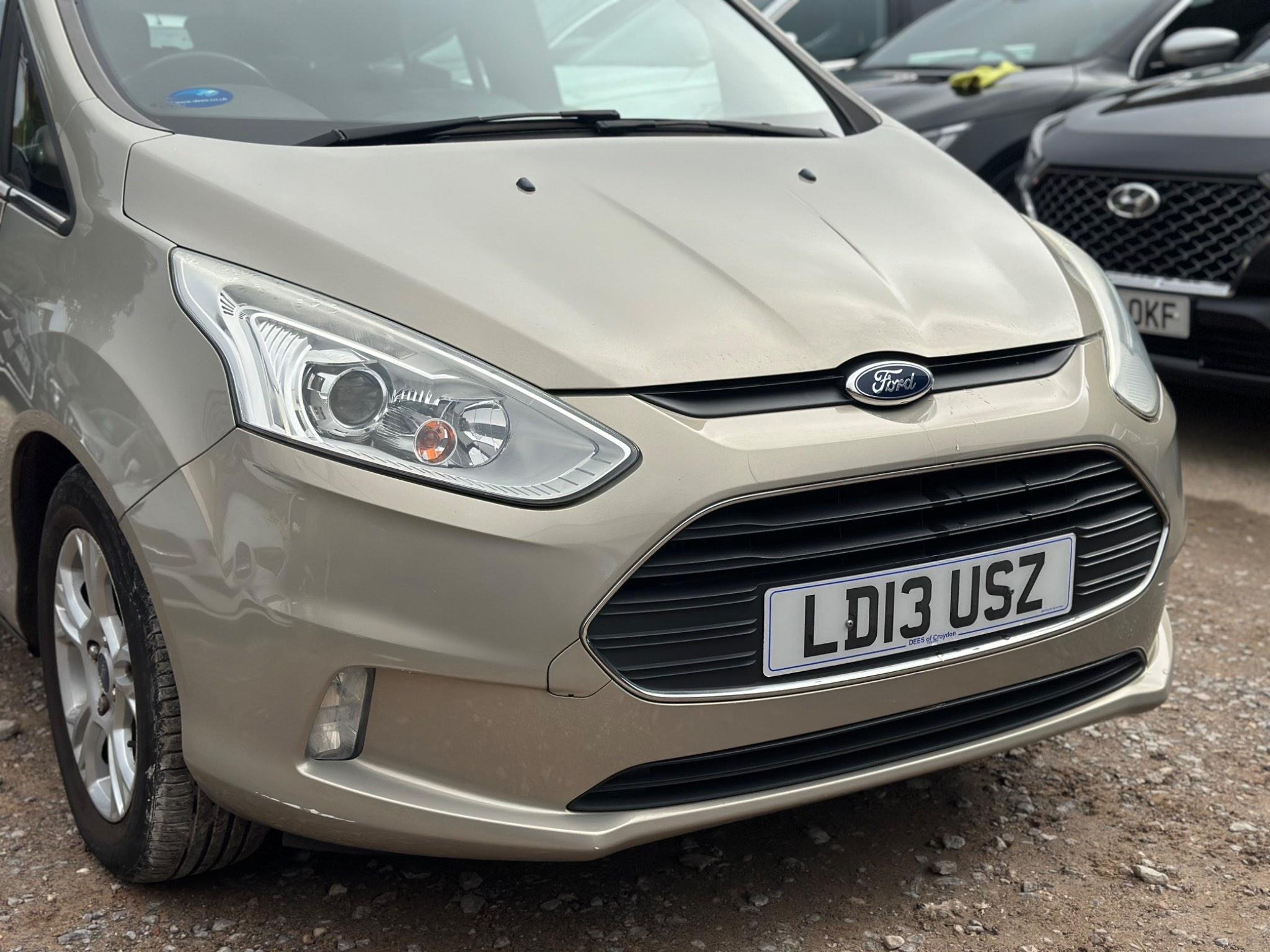 Used 2013 Ford BMAX 1.0T EcoBoost Zetec Euro 5 5dr for sale in Edgware