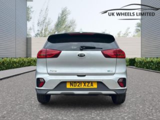 /photos/10693/ad680683-17df-4747-aa4e-71562862bf79_i320x240.jpg